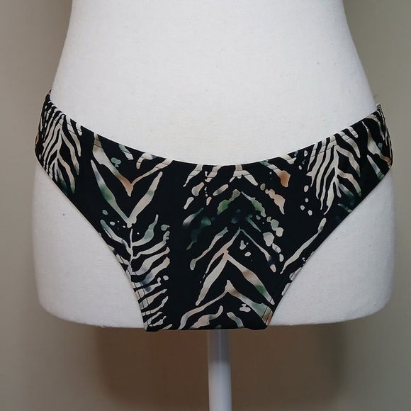 NWOT VENUS Bandeau Top Bikini Multicolour Printed Size 6 - Picture 11 of 11
